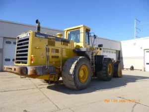 فروش لودر کوماتسو WA600 نو و کارکرده با خدمات پس از فروش و ارسال به سراسر ایران | البرز تراک لودر کوماتسو WA600 نو و کارکرده برای فروش توسط البرز تراک – مناسب پروژههای معدنی بزرگ و عمرانی سنگین